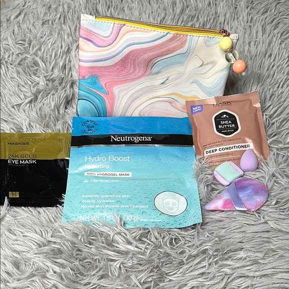 Ipsy Bag & Beauty Bundle Neutrogena Hydro Boost Mask HASK Shea Deep Cond. Mask + - Picture 2 of 10